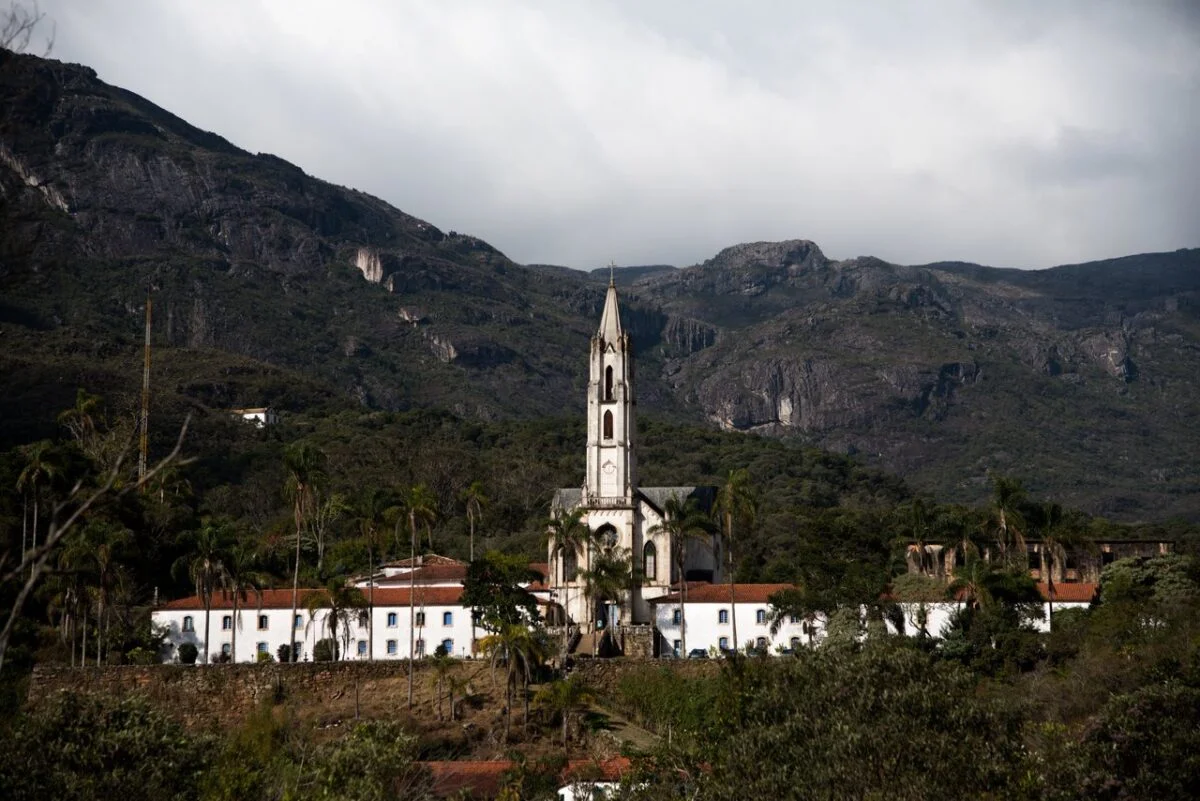 santuário do caraça minas gerais bendizê camisetas frases mineiras